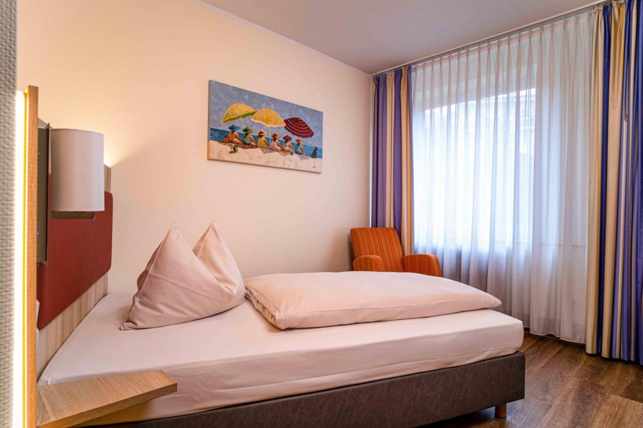 Hotel Am Stadtpark 4*
